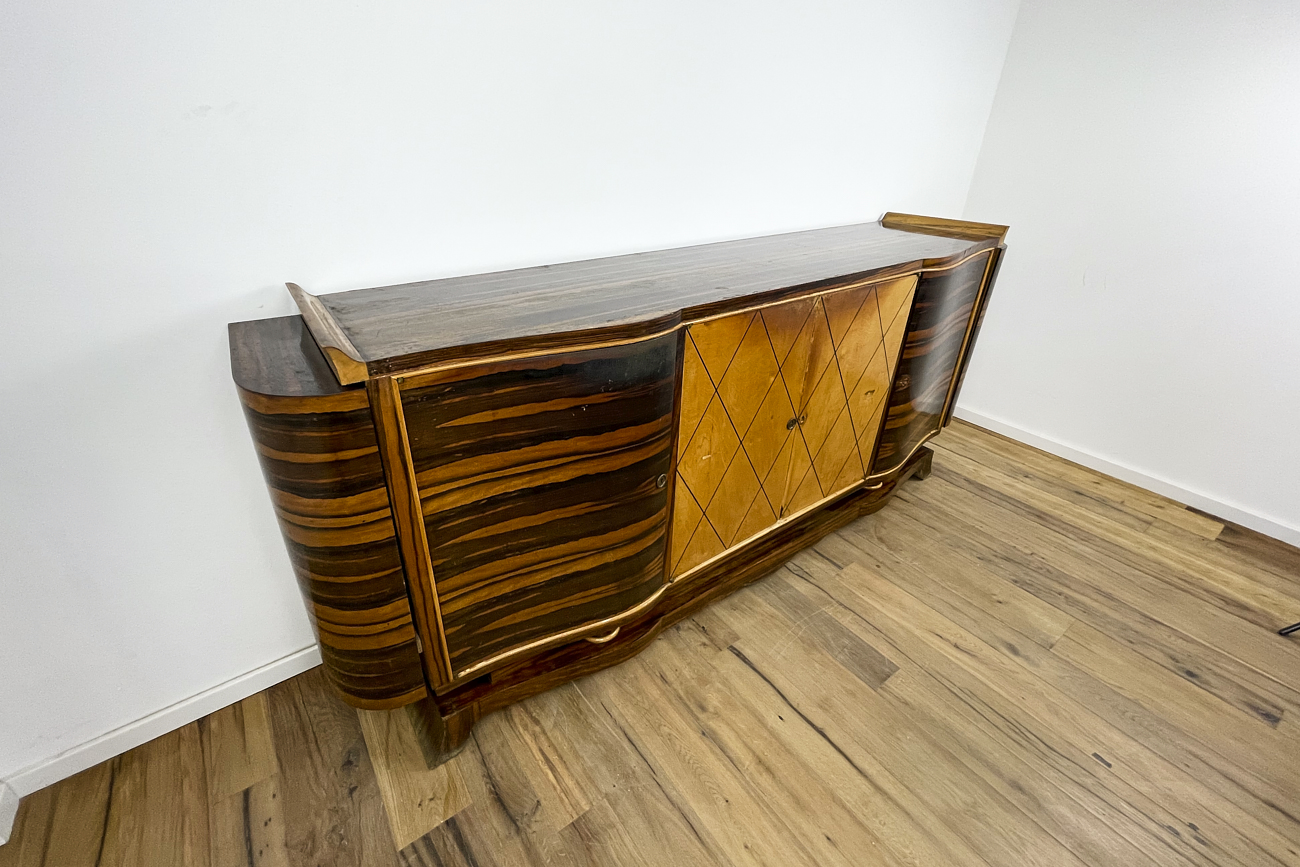 Art Deco Sideboard in Makassar mit Barkoffern an den Seiten