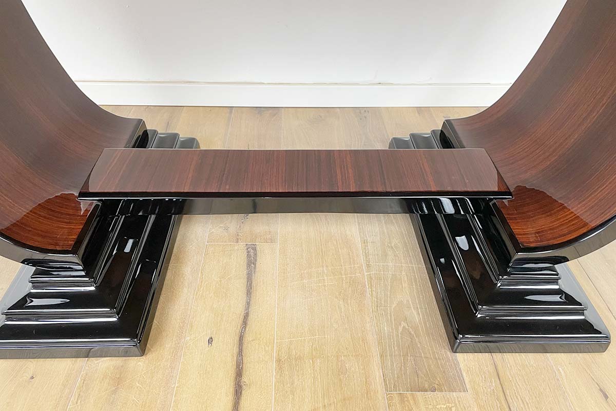 Großer ausziehbarer Art Deco Tisch aus Palisander und Klavierlack