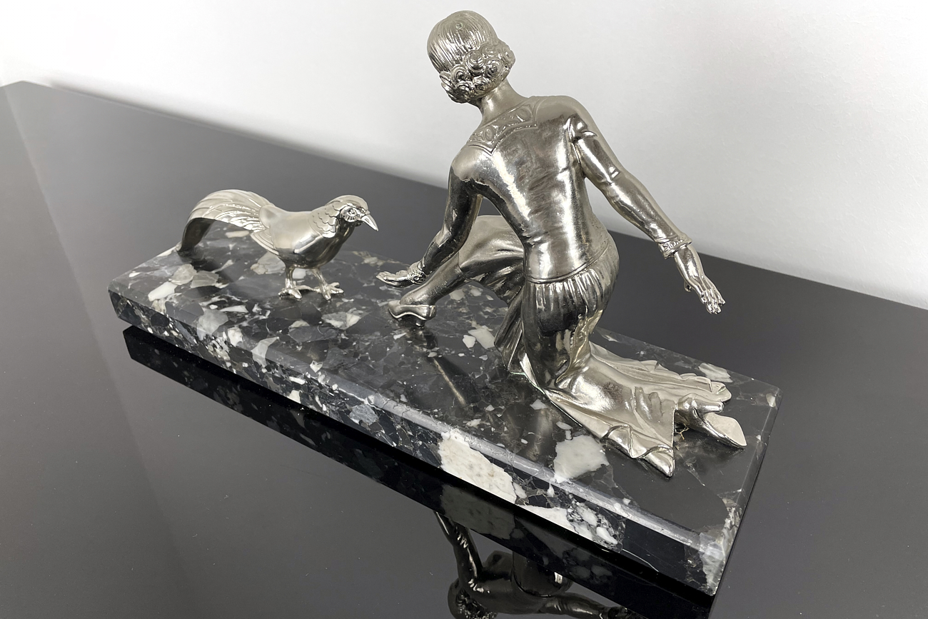 Bronzefigur Art Deco Skulptur aus Bronze, vernickelt ca. 1930 
