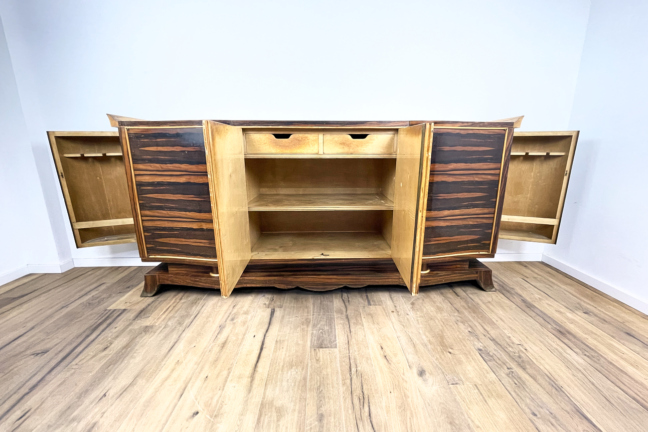 Art Deco Sideboard in Makassar mit Barkoffern an den Seiten