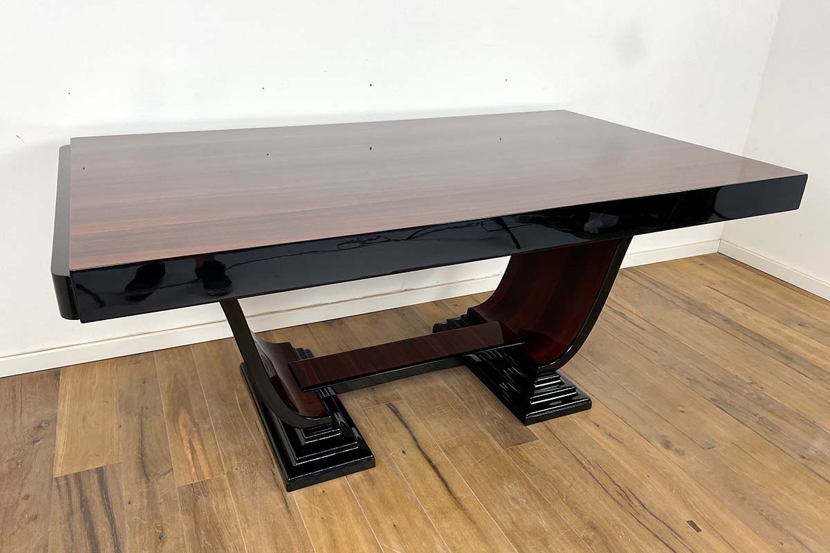 Großer ausziehbarer Art Deco Tisch aus Palisander und Klavierlack
