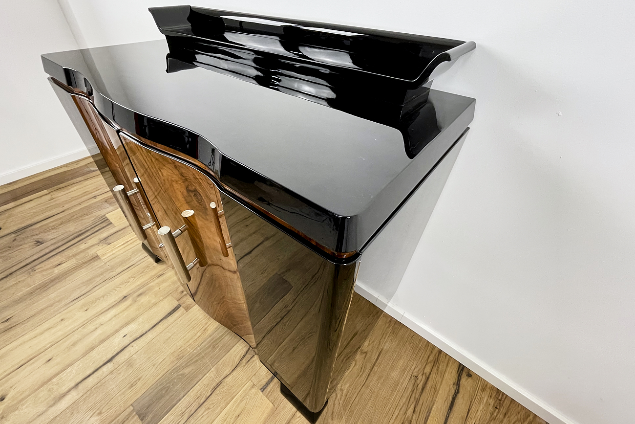 Art Deco Kommode aus Deutschland um 1930 in schwarz Hochglanz und Nussbaum