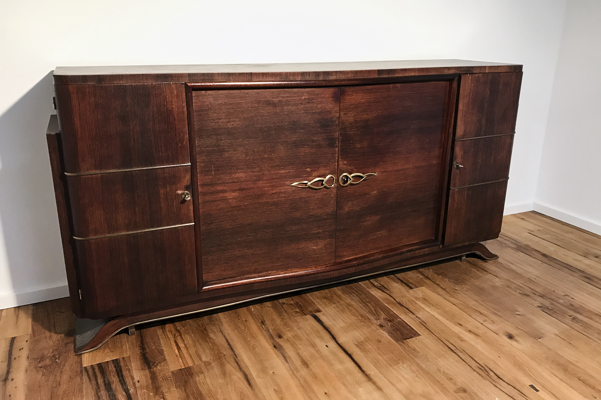 Art Deco Sideboard mit edlem Palisanderfurnier und Messingleisten um 1925 aus Paris