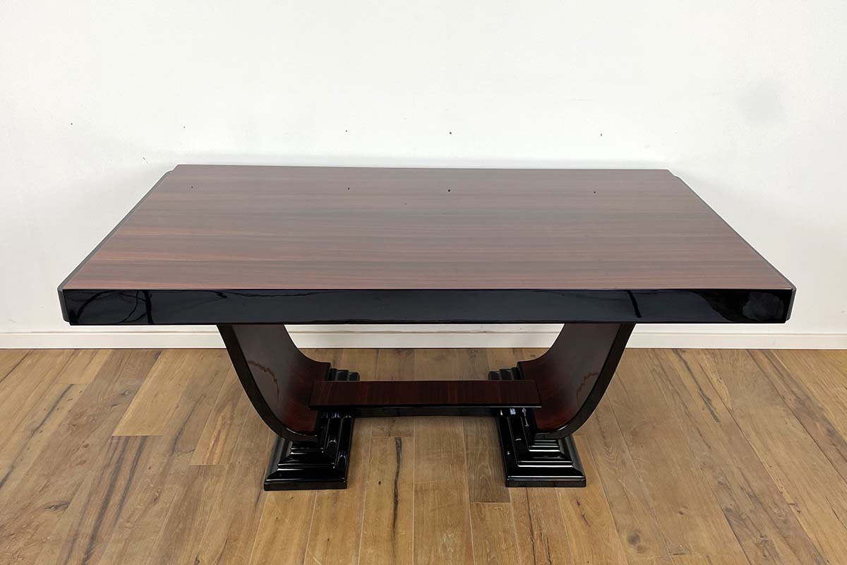 Großer ausziehbarer Art Deco Tisch aus Palisander und Klavierlack