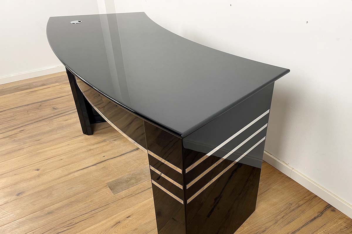 Bauhaus Schreibtisch aus einer alten Druckerei