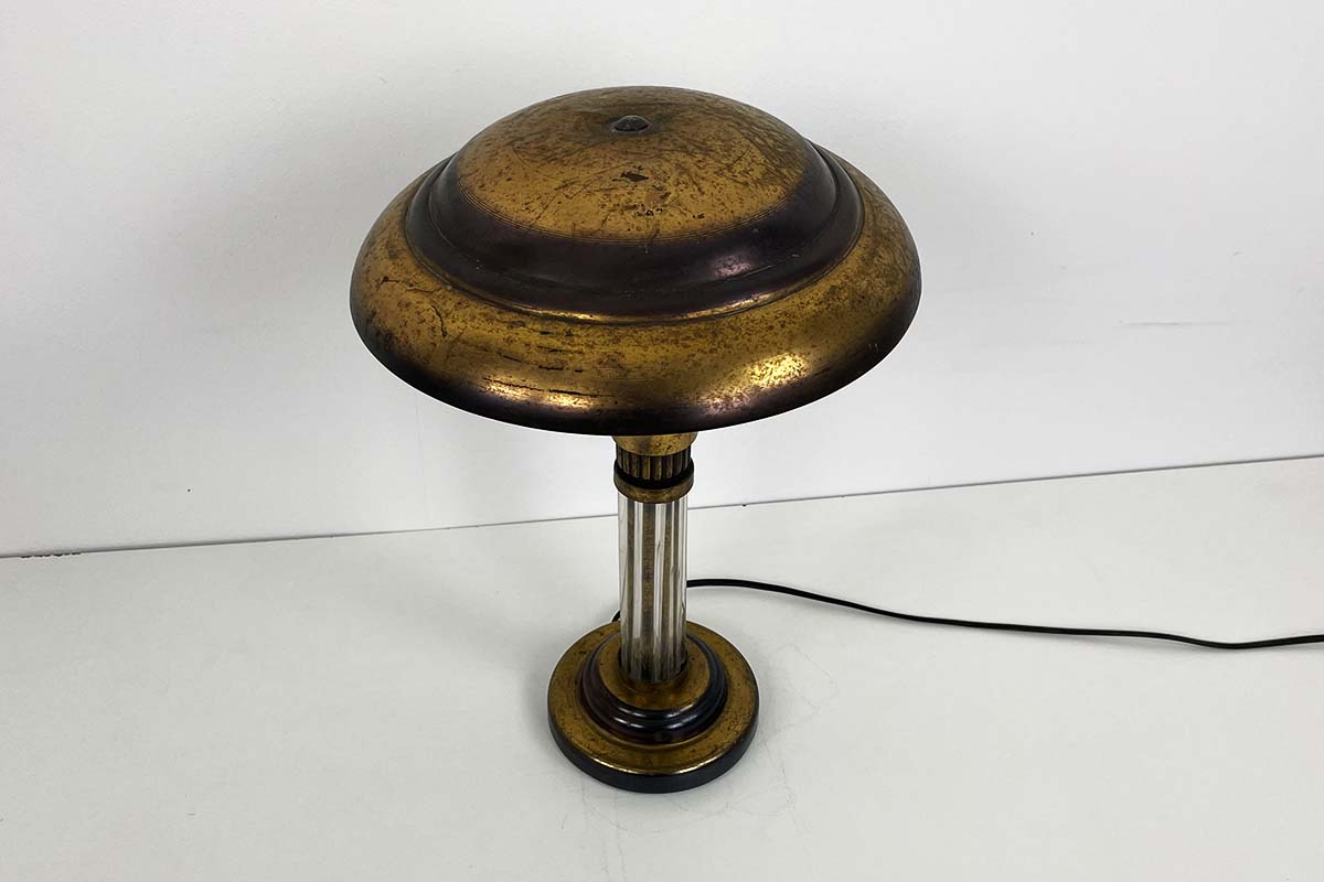 Art Deco Tischlampe aus Messing mit Glasstäben