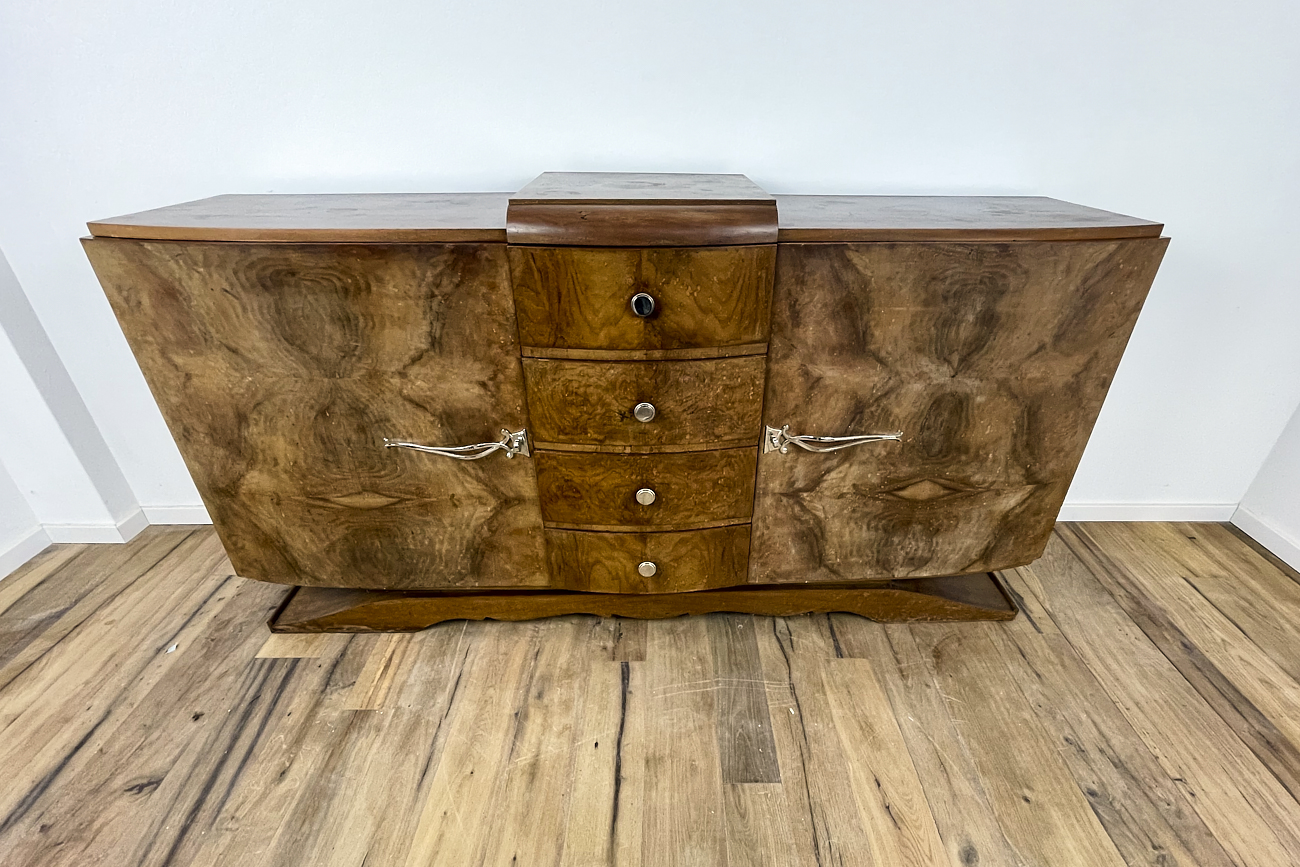 Art Deco Sideboard mit wunderbarem Nussbaumfurnier - Frankreich um 1925