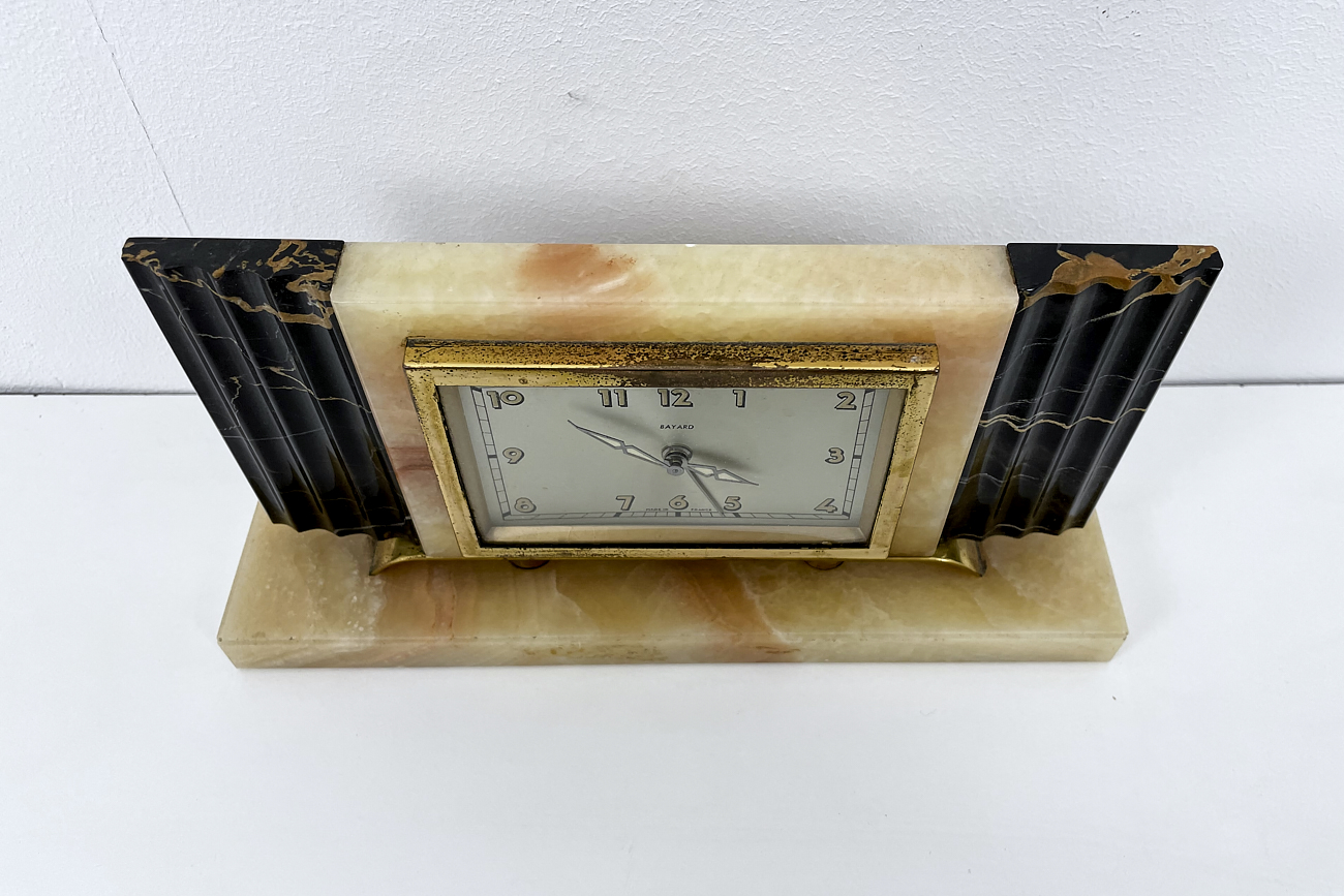 Art Deco Uhr in Marmor aus Paris "Bayard - Henri Rupp"