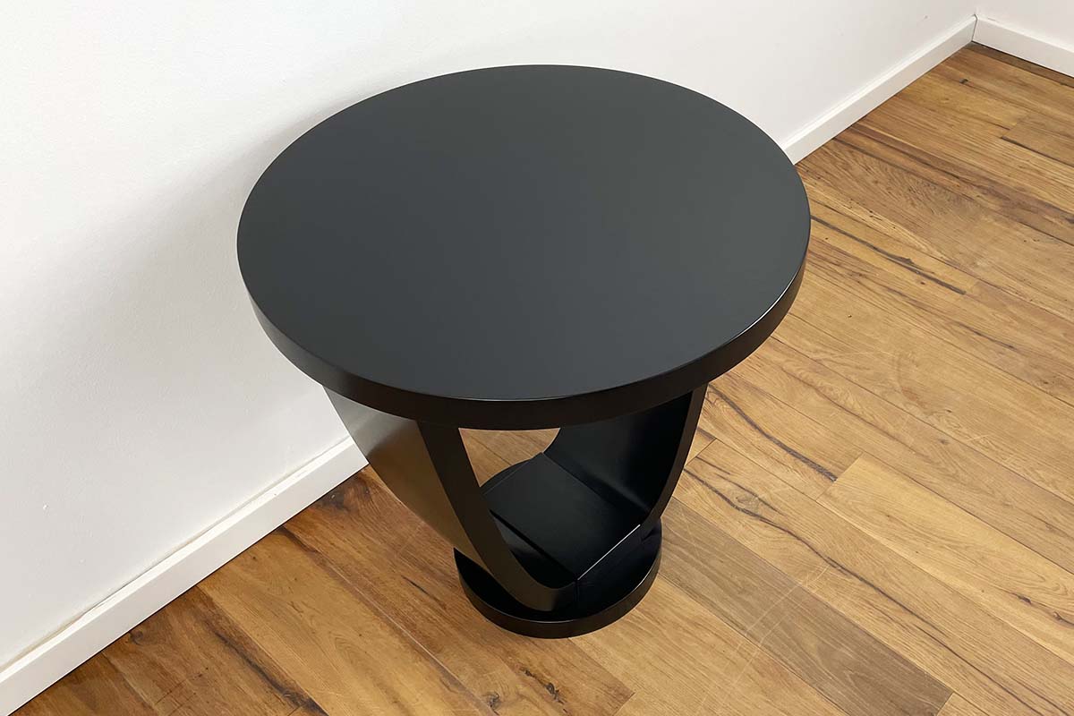 Beistelltisch im Art Deco Stil schwarz matt lackiert