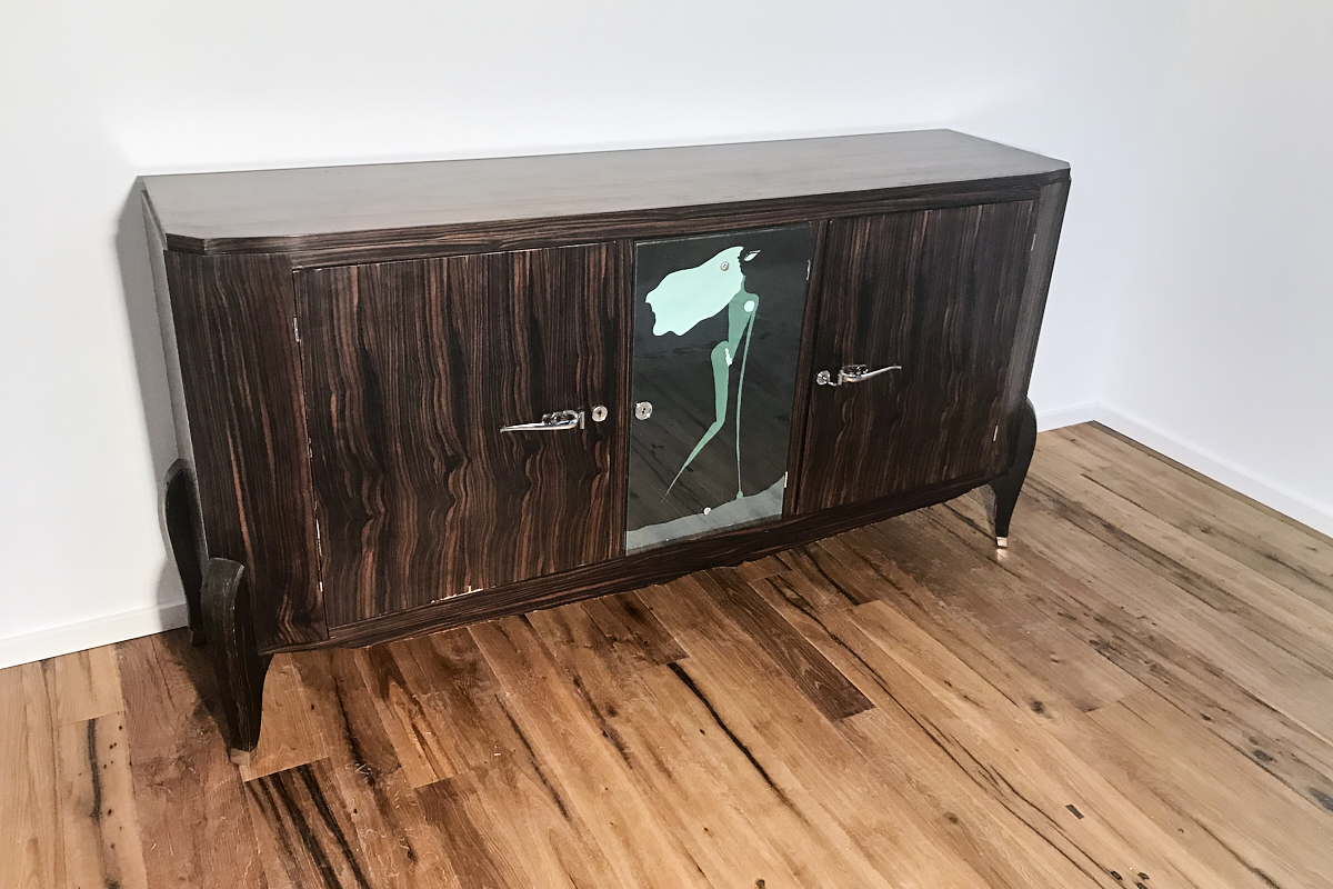 Art Deco Sideboard Makassar um 1925 aus Frankreich mit bemalten Spiegel 