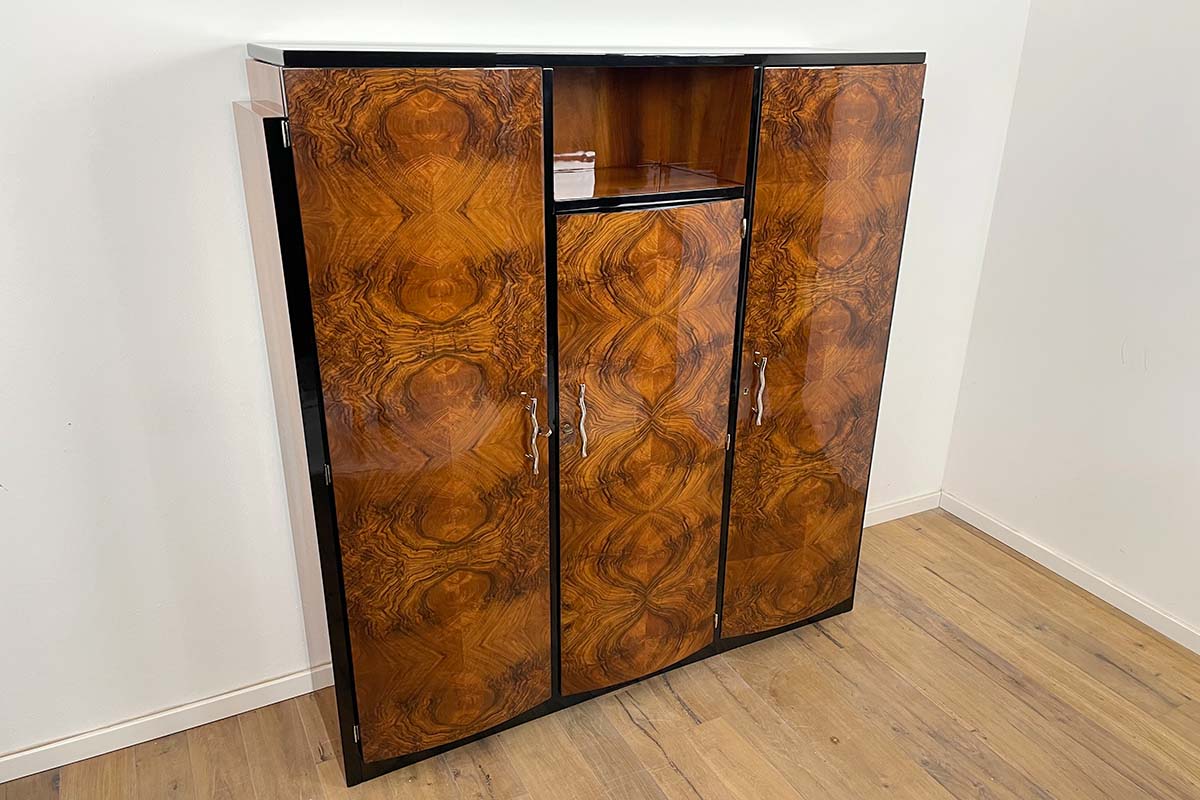 Art Deco Bilbliothek/Highboard aus Paris (Villa Victor Hugo) um 1925 mit außergewöhnlichem Nussbaum