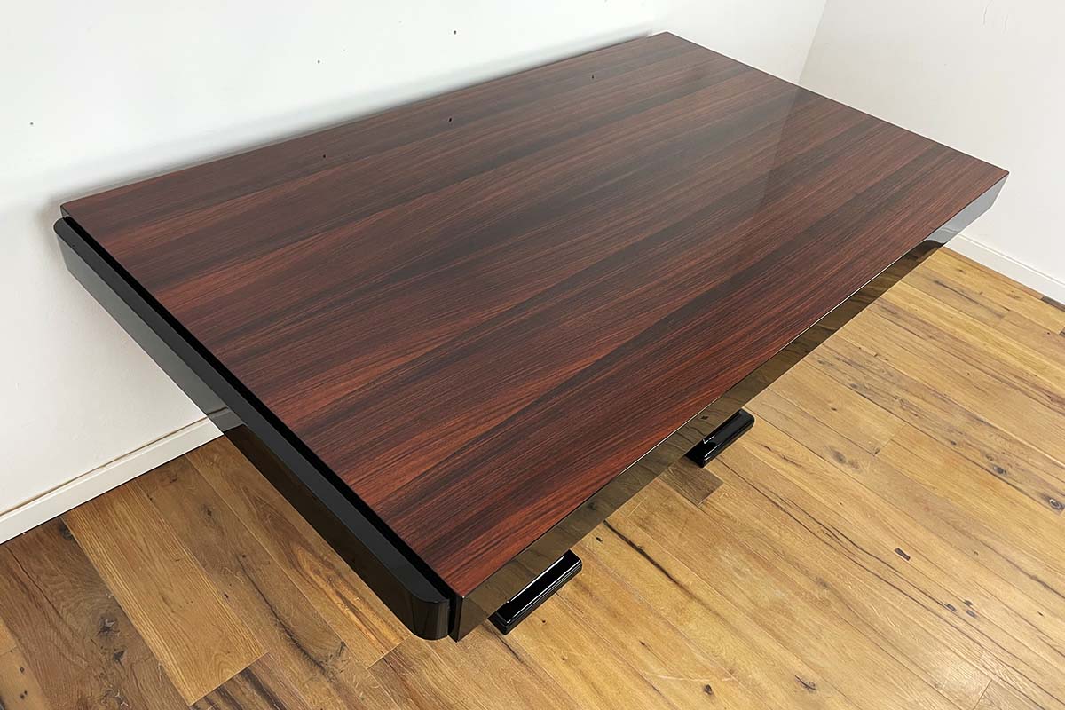 Großer ausziehbarer Art Deco Tisch aus Palisander und Klavierlack