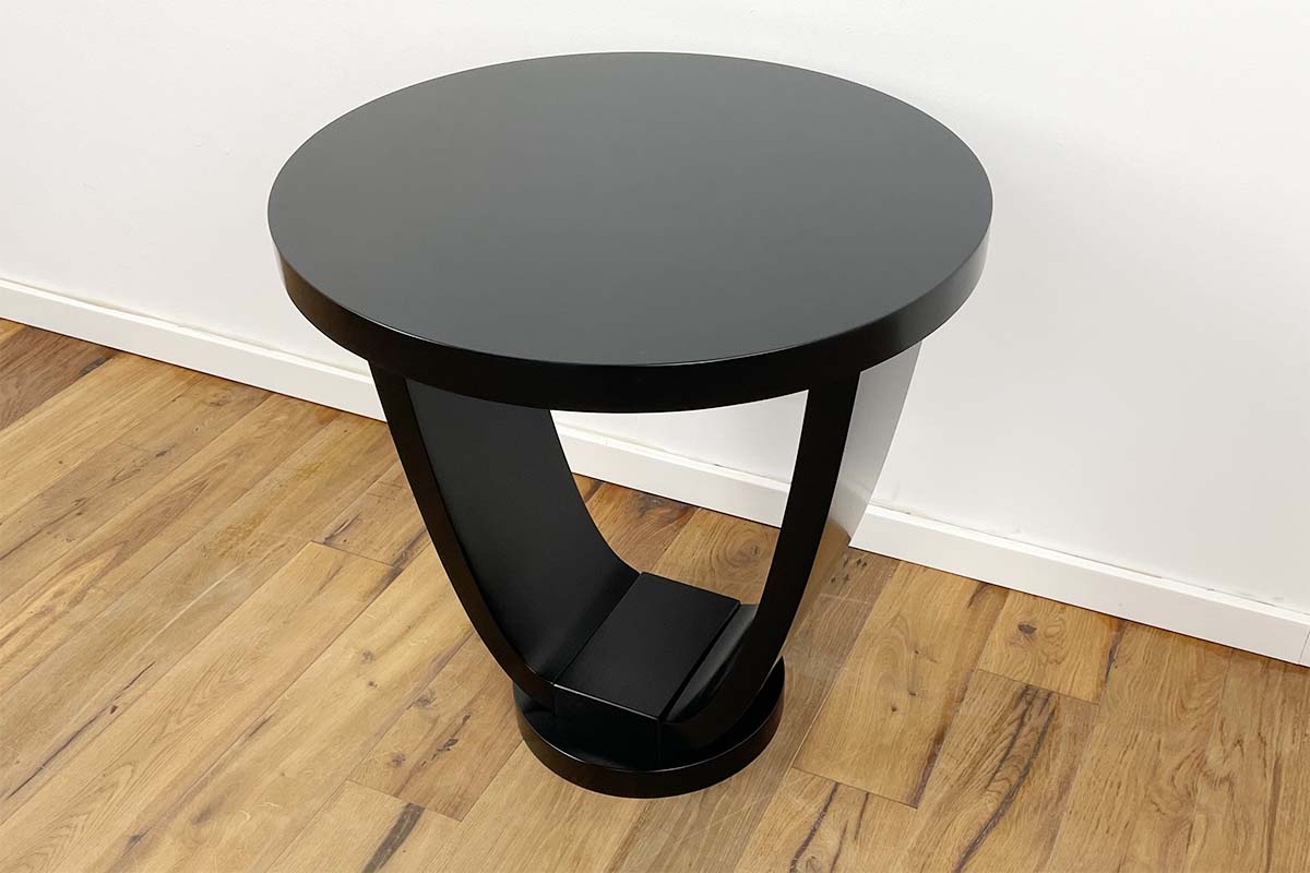Beistelltisch im Art Deco Stil schwarz matt lackiert