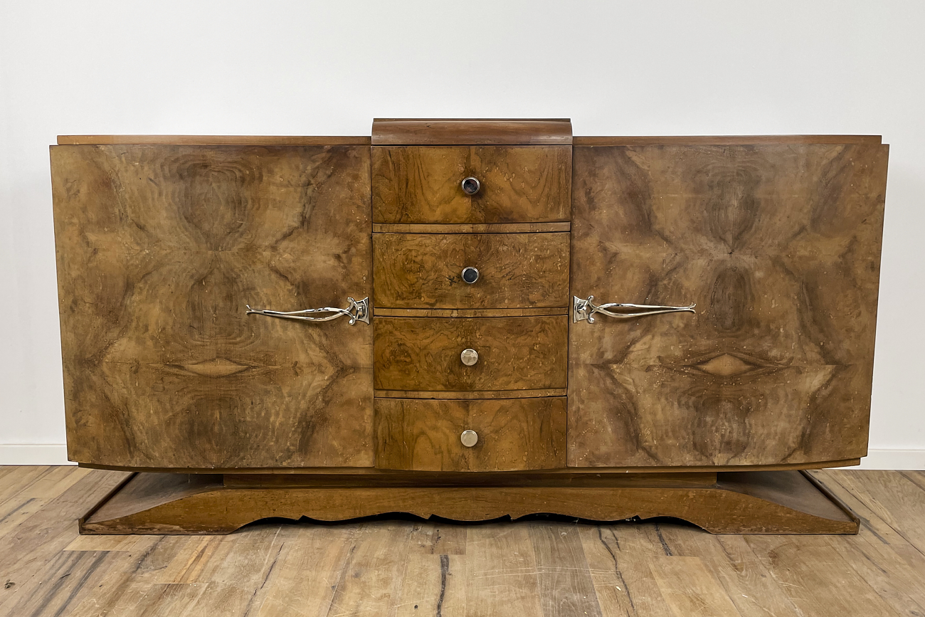 Art Deco Sideboard mit wunderbarem Nussbaumfurnier - Frankreich um 1925