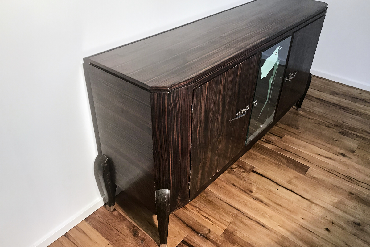 Art Deco Sideboard Makassar um 1925 aus Frankreich mit bemalten Spiegel 