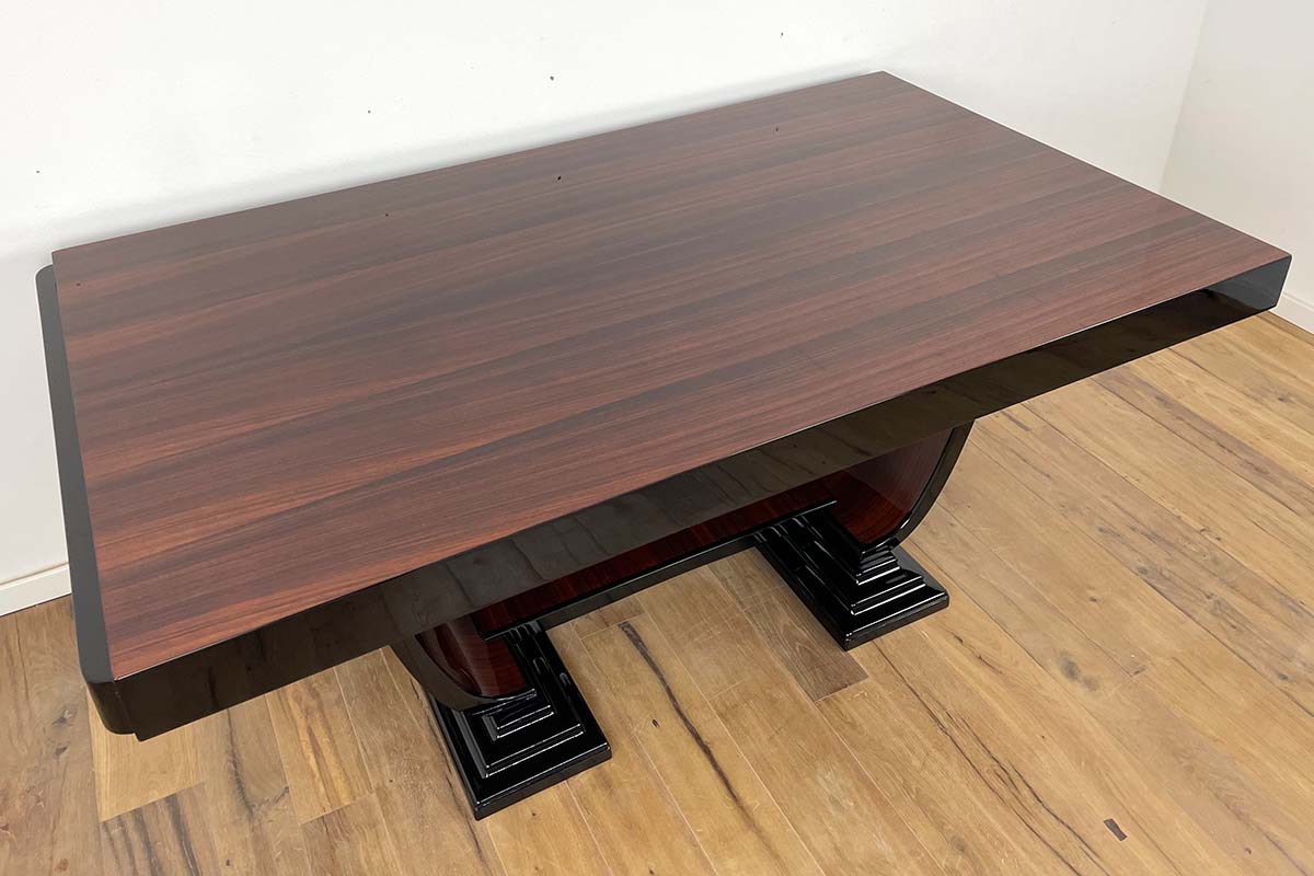 Großer ausziehbarer Art Deco Tisch aus Palisander und Klavierlack