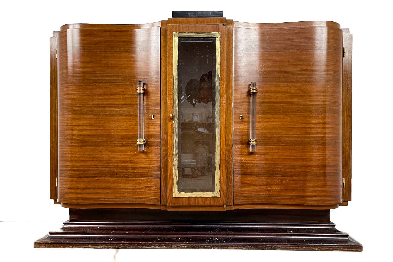 Art Deco Kommode in Palisanderfurnier mit Glasgriffen aus Frankreich um 1925 mit Vitrinenfach