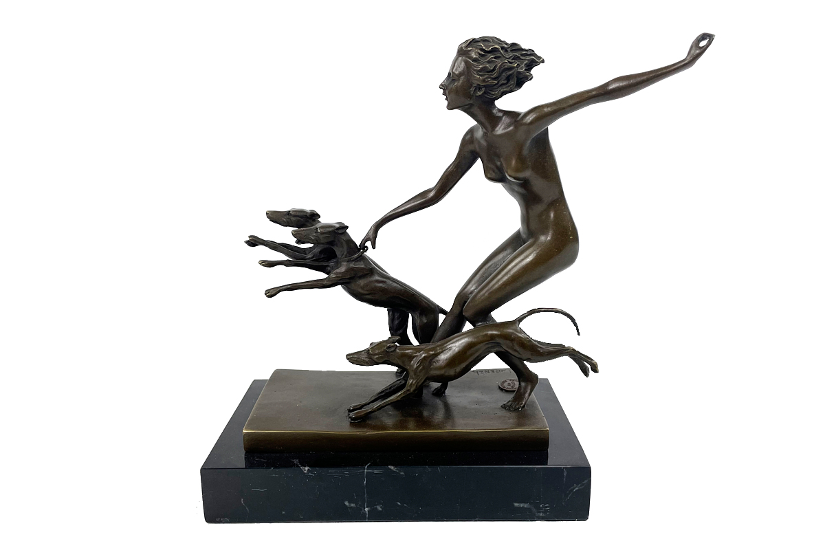 Schöne Bronzefigur Kopie