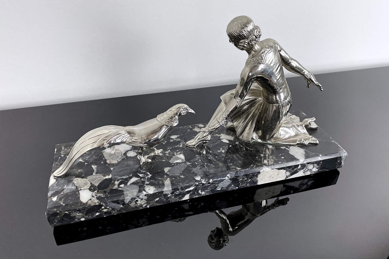 Bronzefigur Art Deco Skulptur aus Bronze, vernickelt ca. 1930 