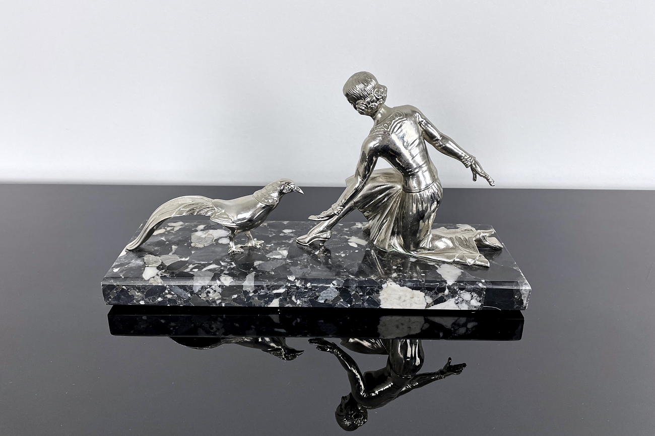 Bronzefigur Art Deco Skulptur aus Bronze, vernickelt ca. 1930 